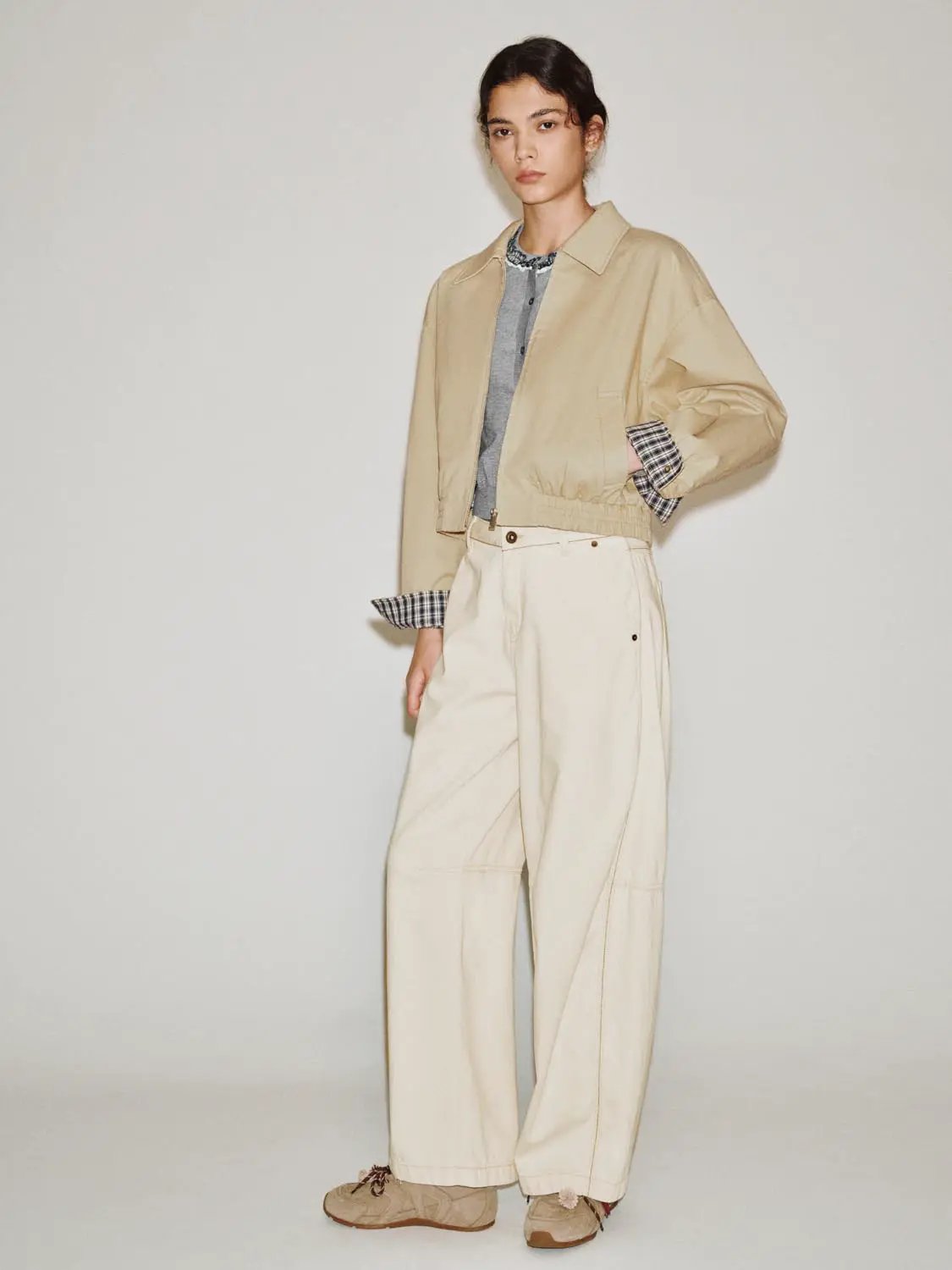 Collared Cropped Cotton Long Sleeve Checked Cuff Jacket