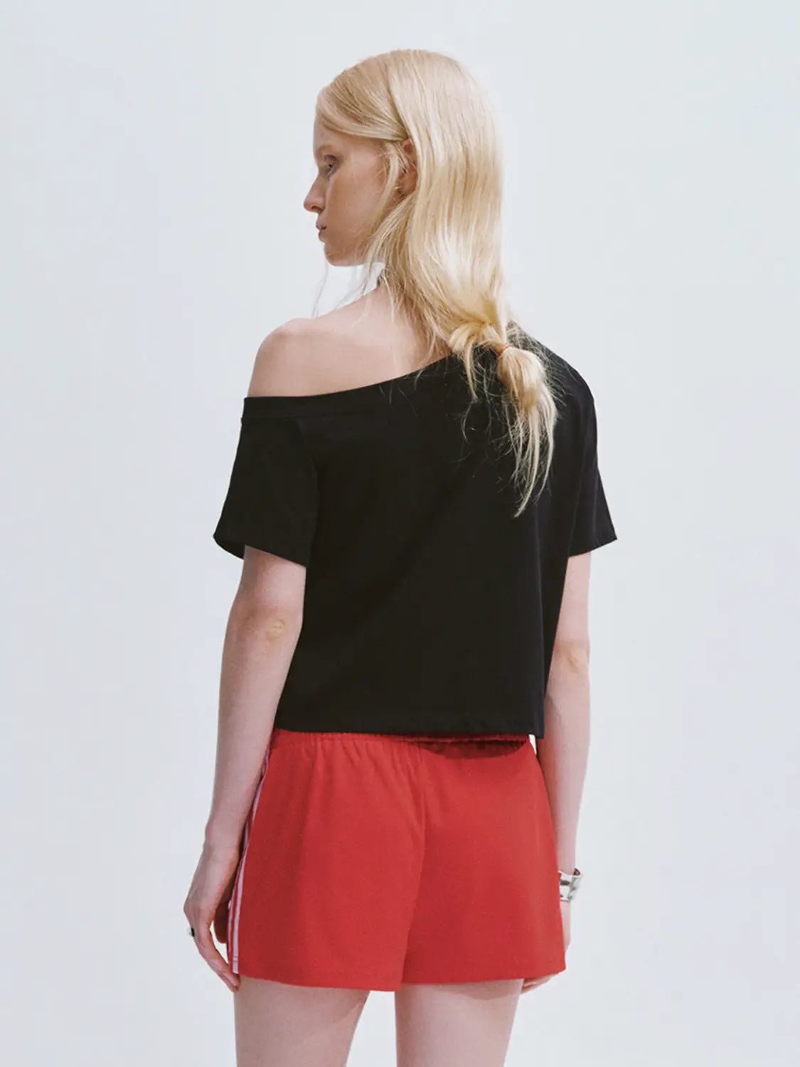 One-Shoulder Cropped Relaxed Silhouette Cotton T-Shirt