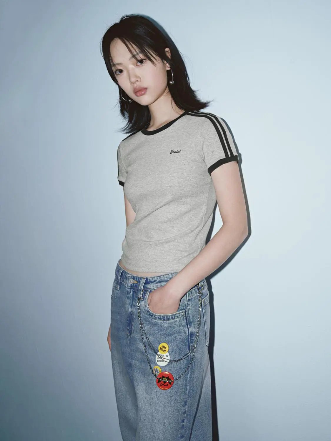 Short Sleeve Contrast Trim Fitted Waist Cotton T-Shirt