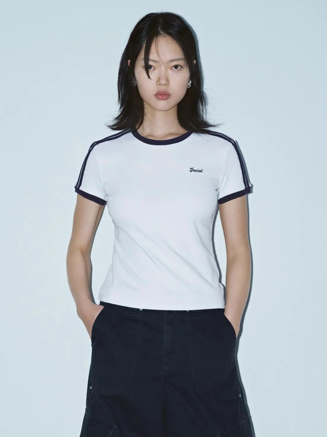 Short Sleeve Contrast Trim Fitted Waist Cotton T-Shirt