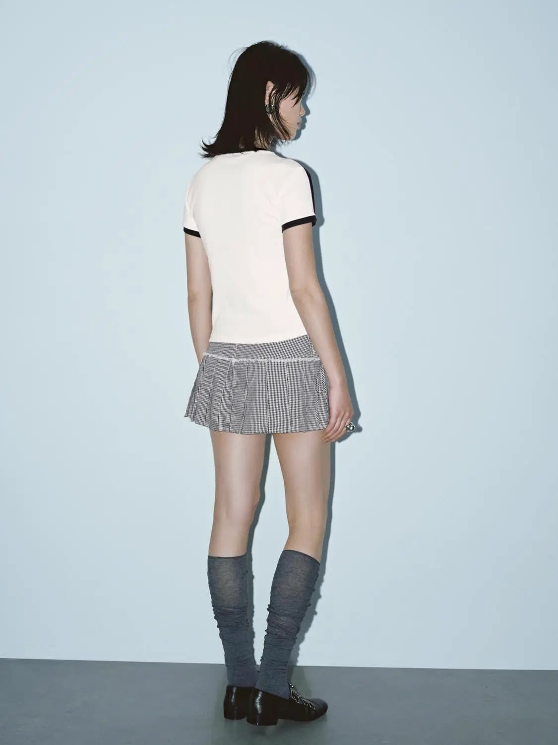 Short Sleeve Contrast Trim Fitted Waist Cotton T-Shirt