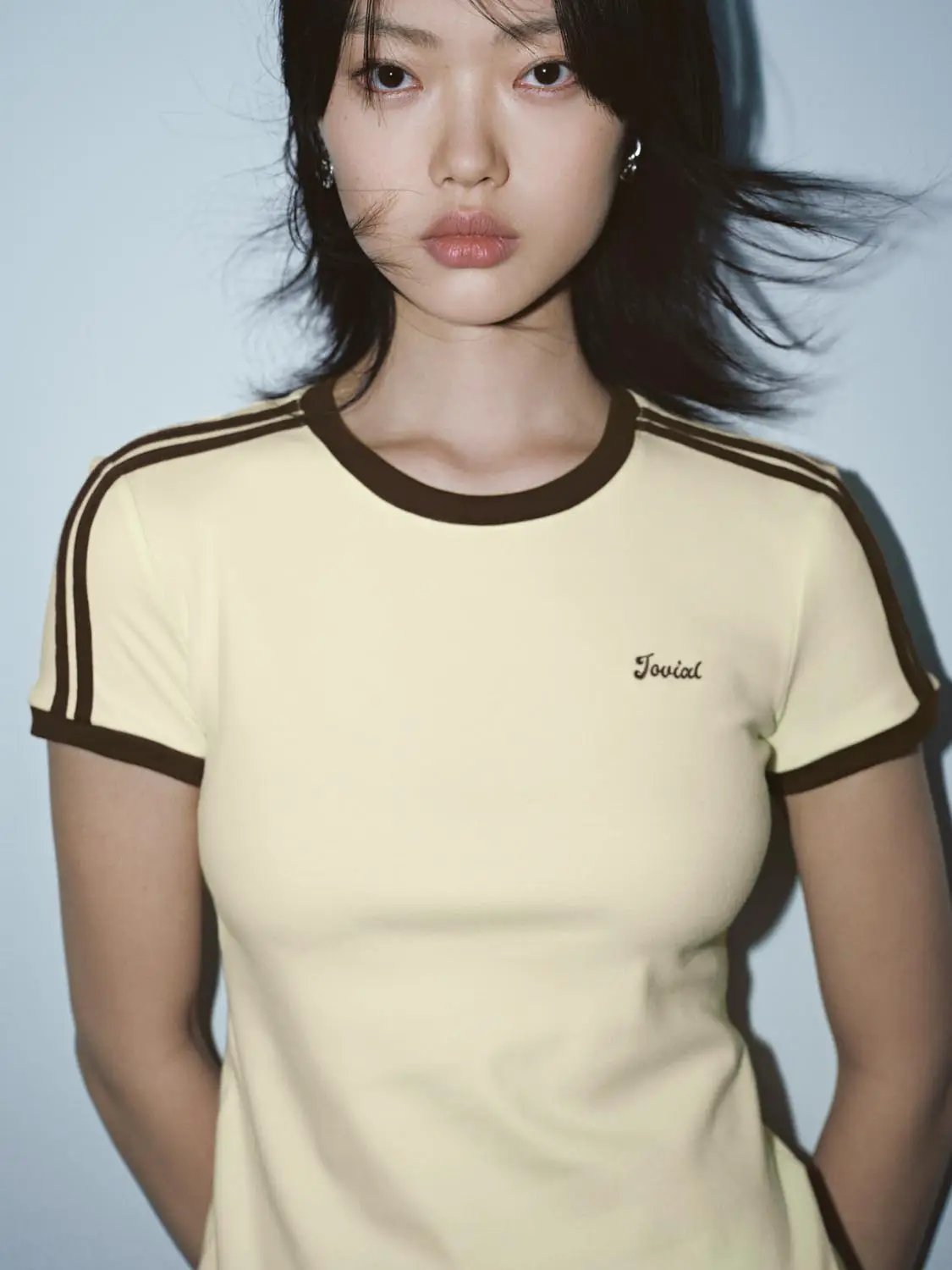 Short Sleeve Contrast Trim Fitted Waist Cotton T-Shirt