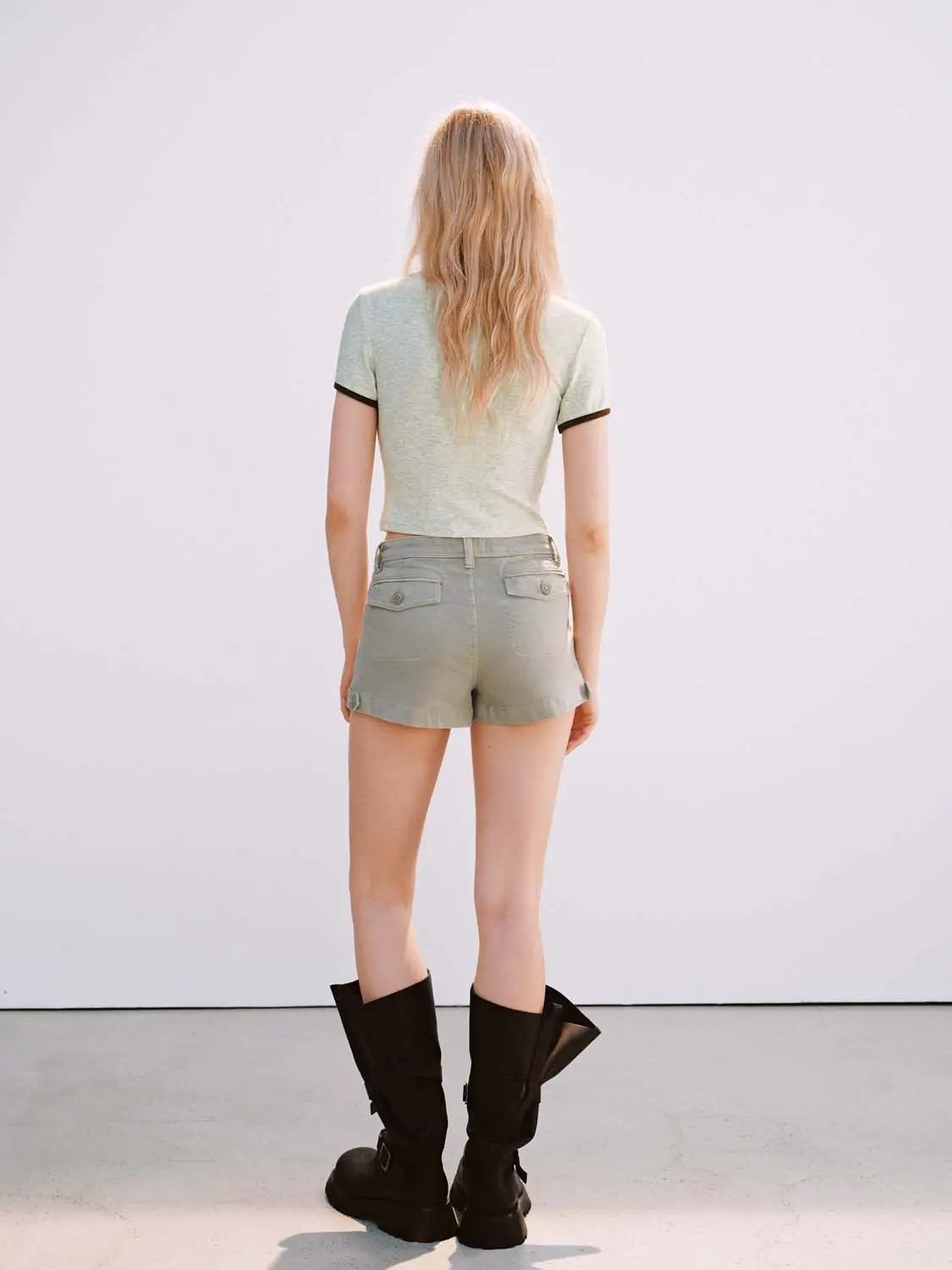 Slim Crew Neck Contrast Binding Short Sleeve Cropped Top