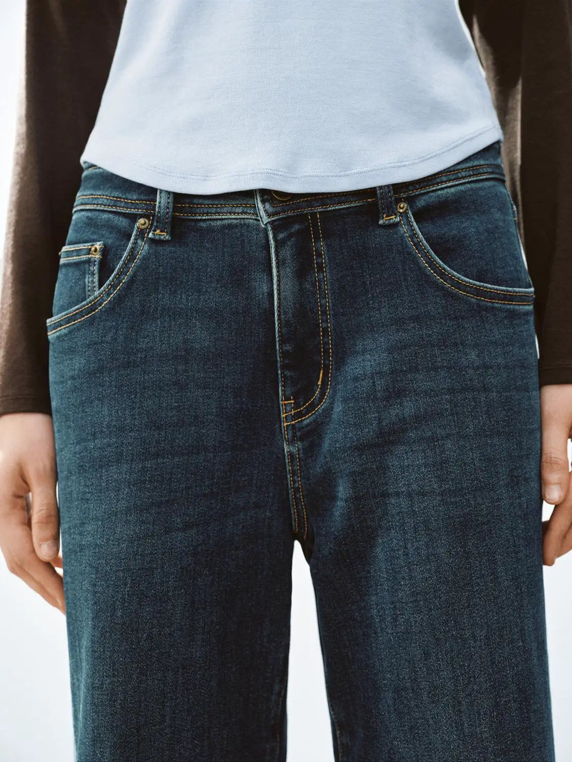 Mid-rise Wide-leg Cotton Blend Jeans