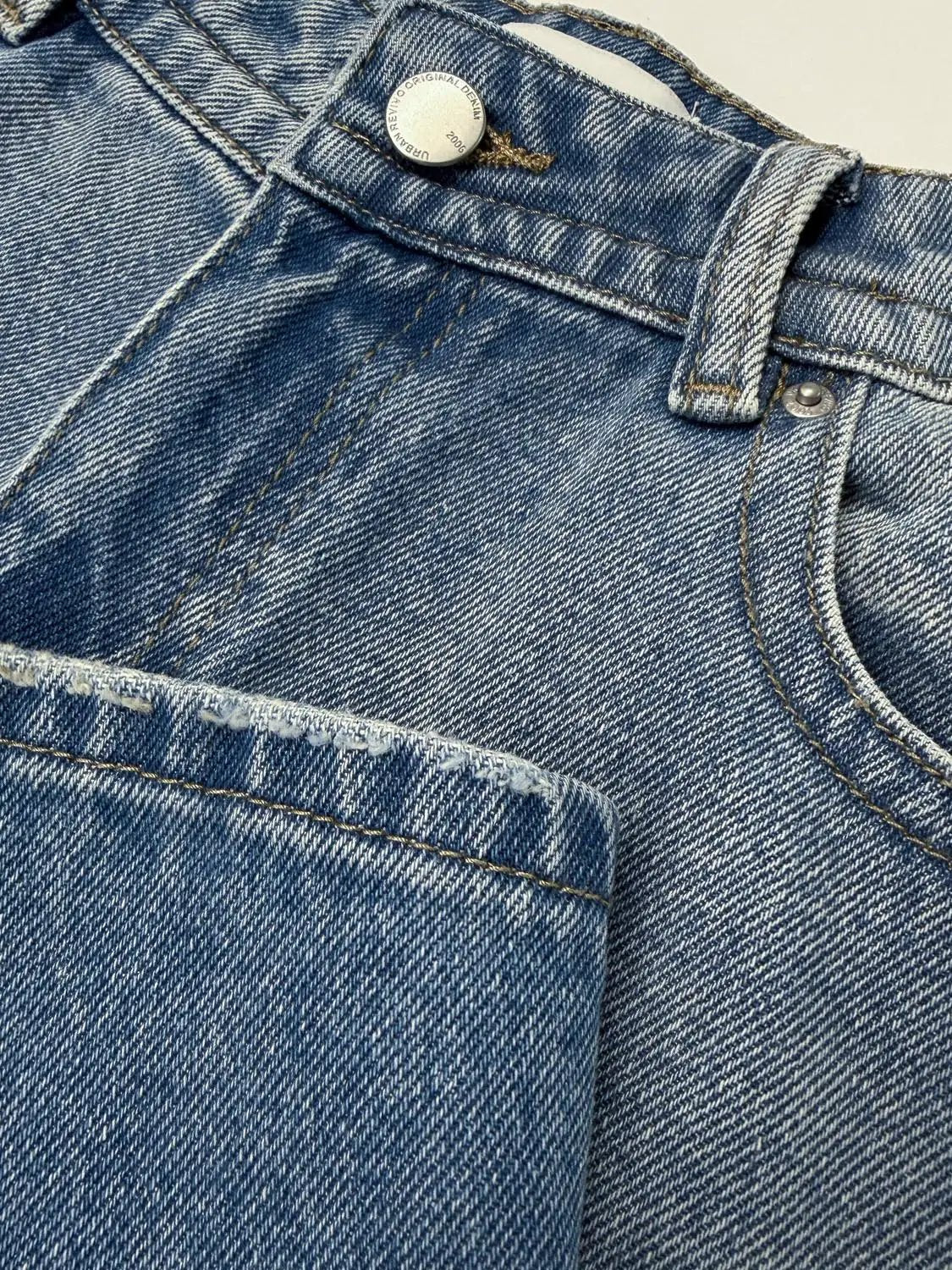 Medium Wash Faded Straight Leg Relaxed Cotton Jeans