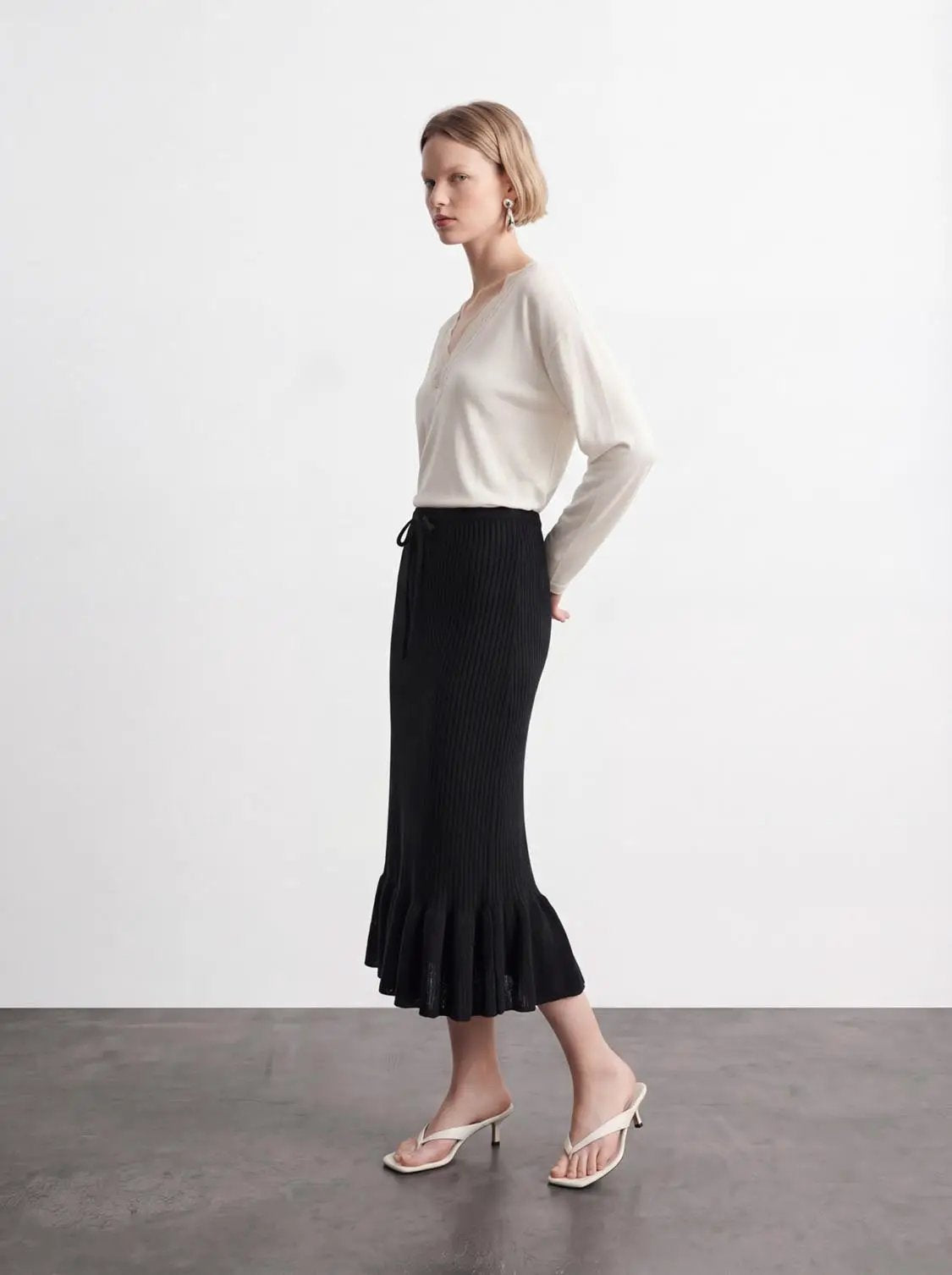 Ruffle Hem Knitted A-Line Midi Skirts
