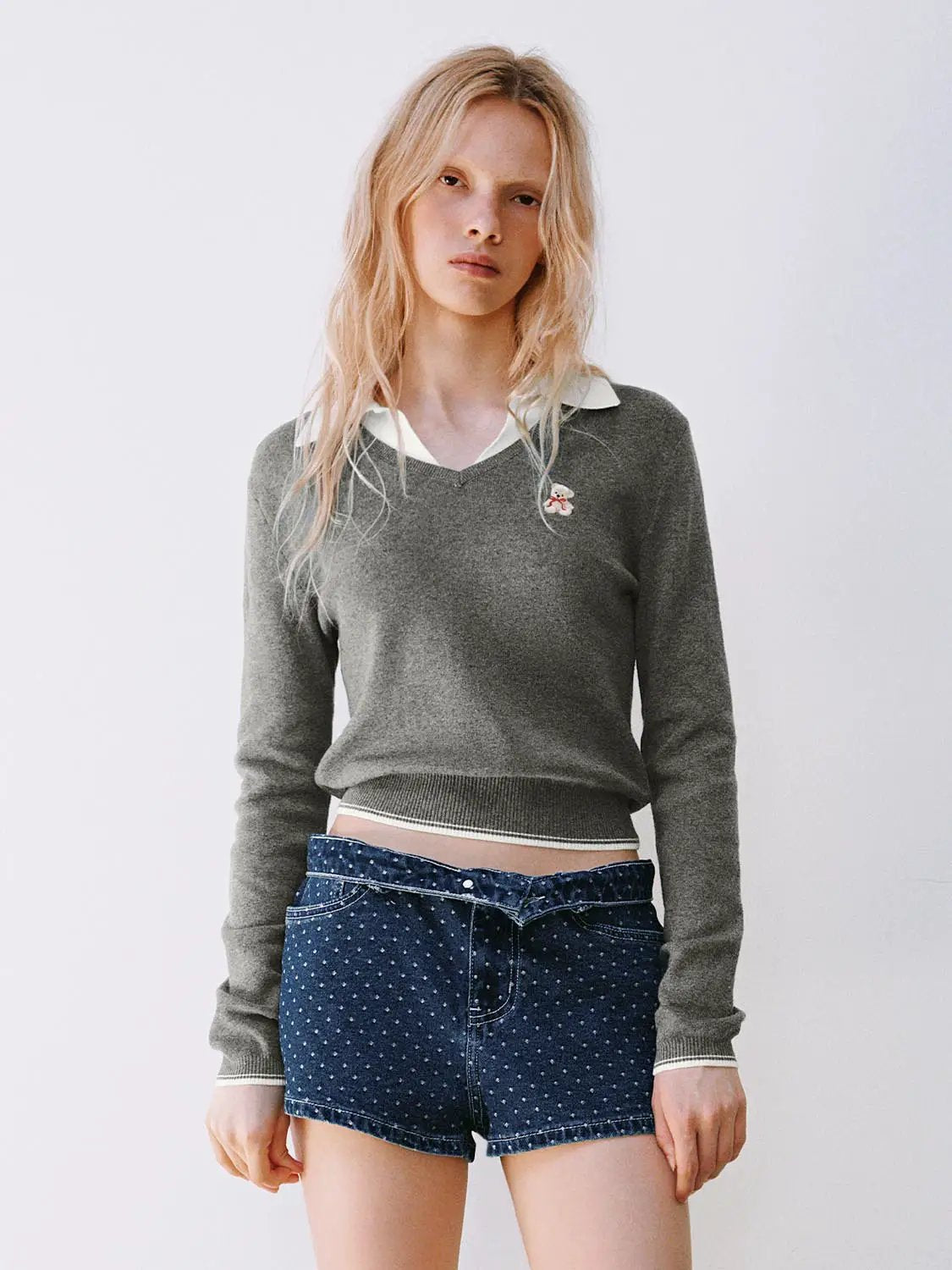 Collar Embroidered Cotton V-neck Long Sleeve Pullover