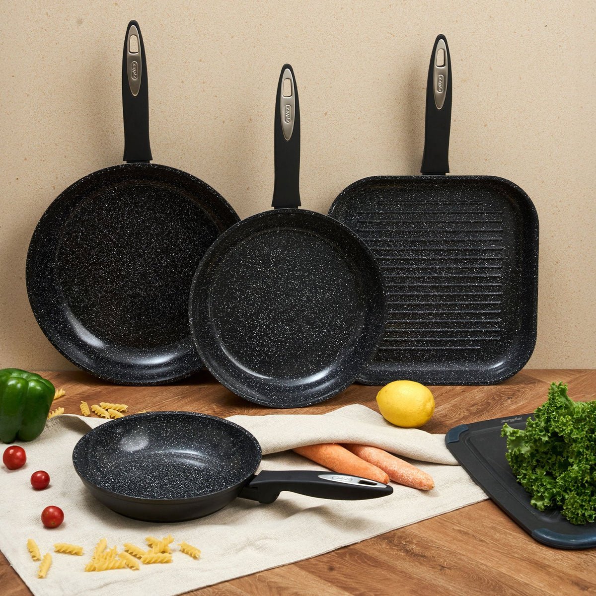 Zyliss Ultimate Ceramic 24cm Frying Pan