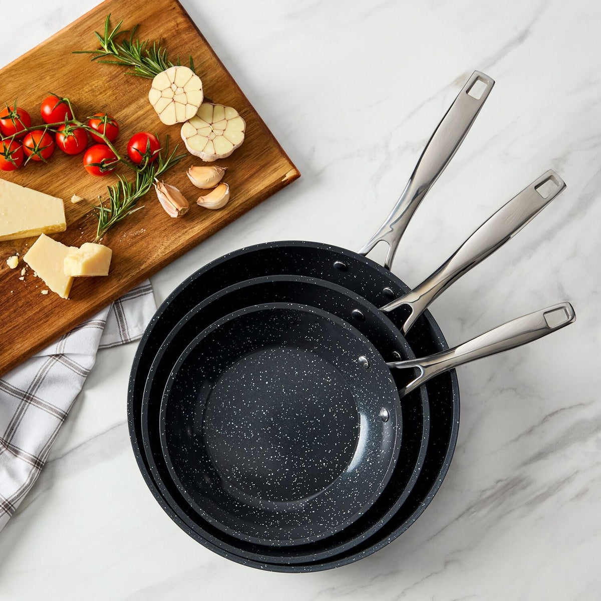 Lakeland Stone Forged 24cm Frying Pan