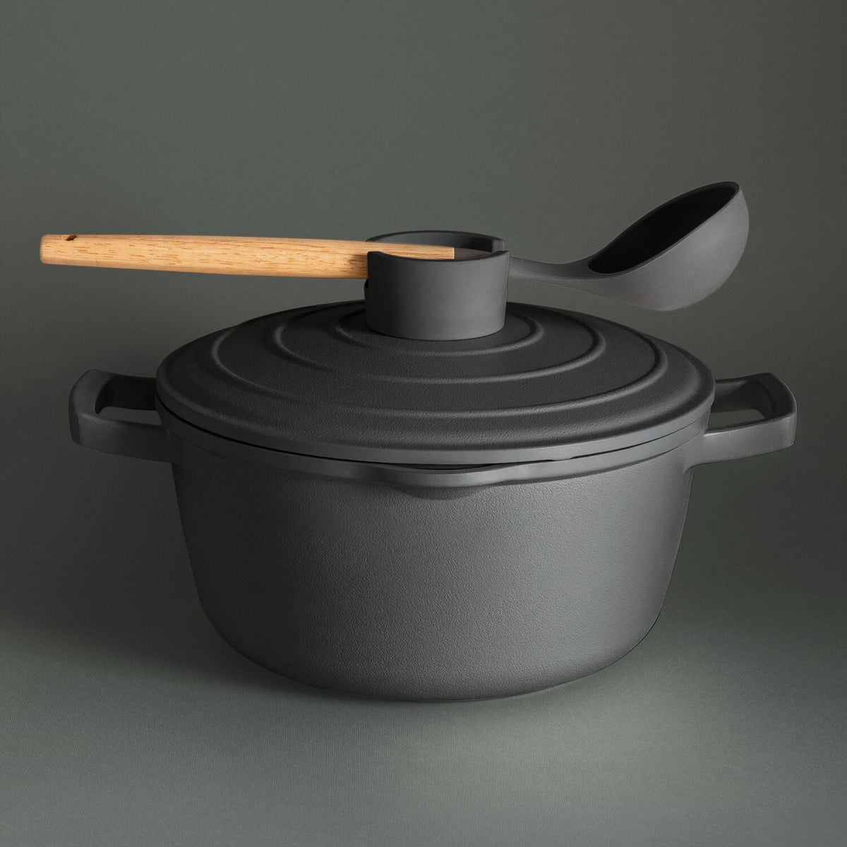 Lakeland Only Pot 4.5L – Slate Grey
