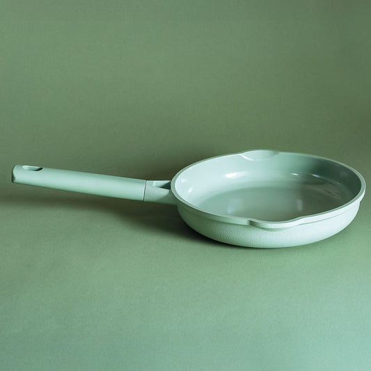 Lakeland Only Fry Pan 24cm – Sage Green