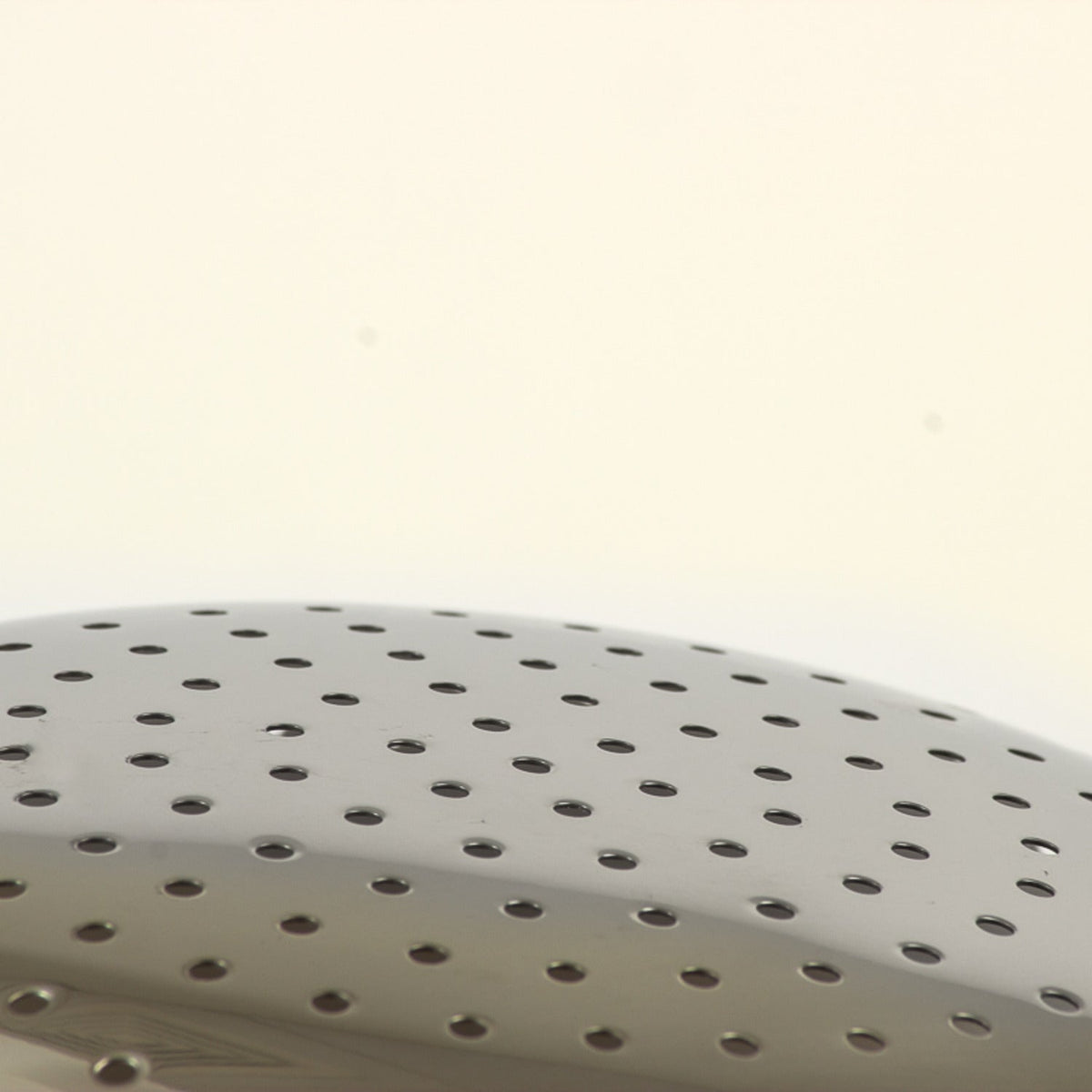 Single Handed Colander 20cm Dia.