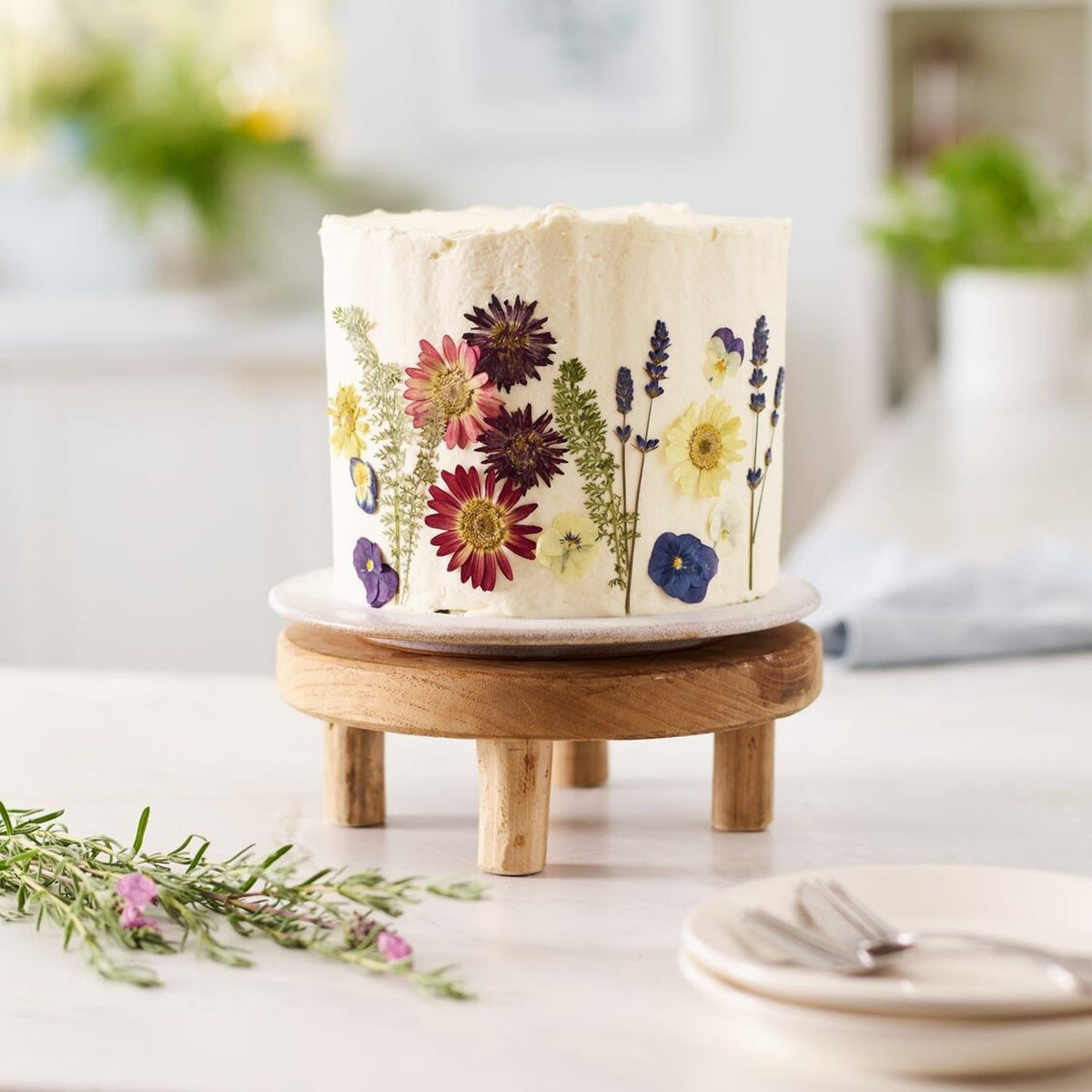 Edible Pressed Flowers and Leaves