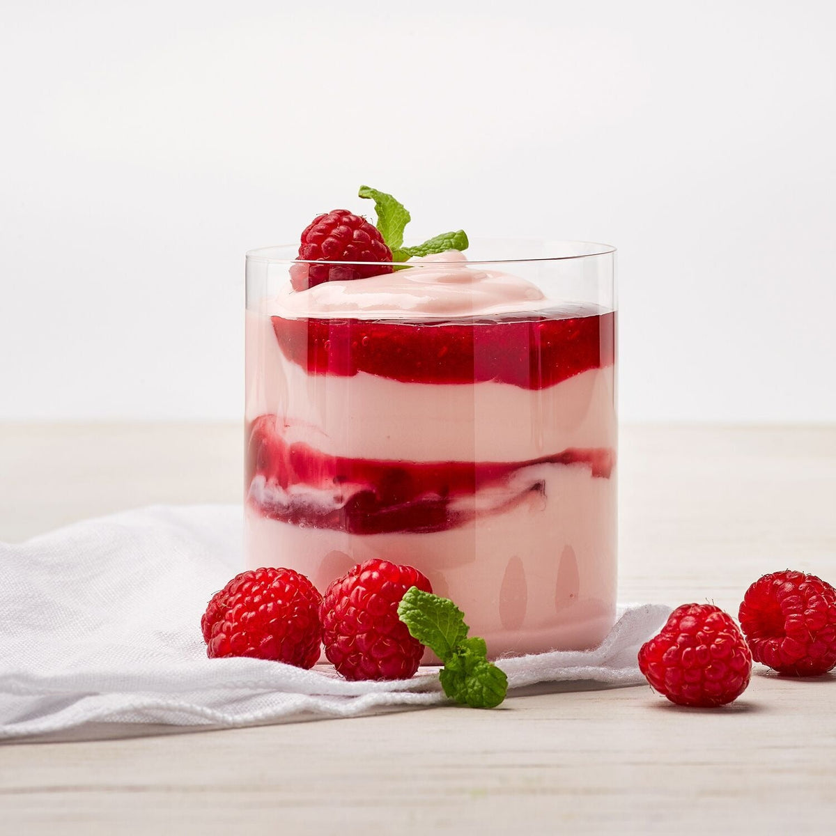 EasiYo Everyday Raspberry Yoghurt Mix - 1 Sachet