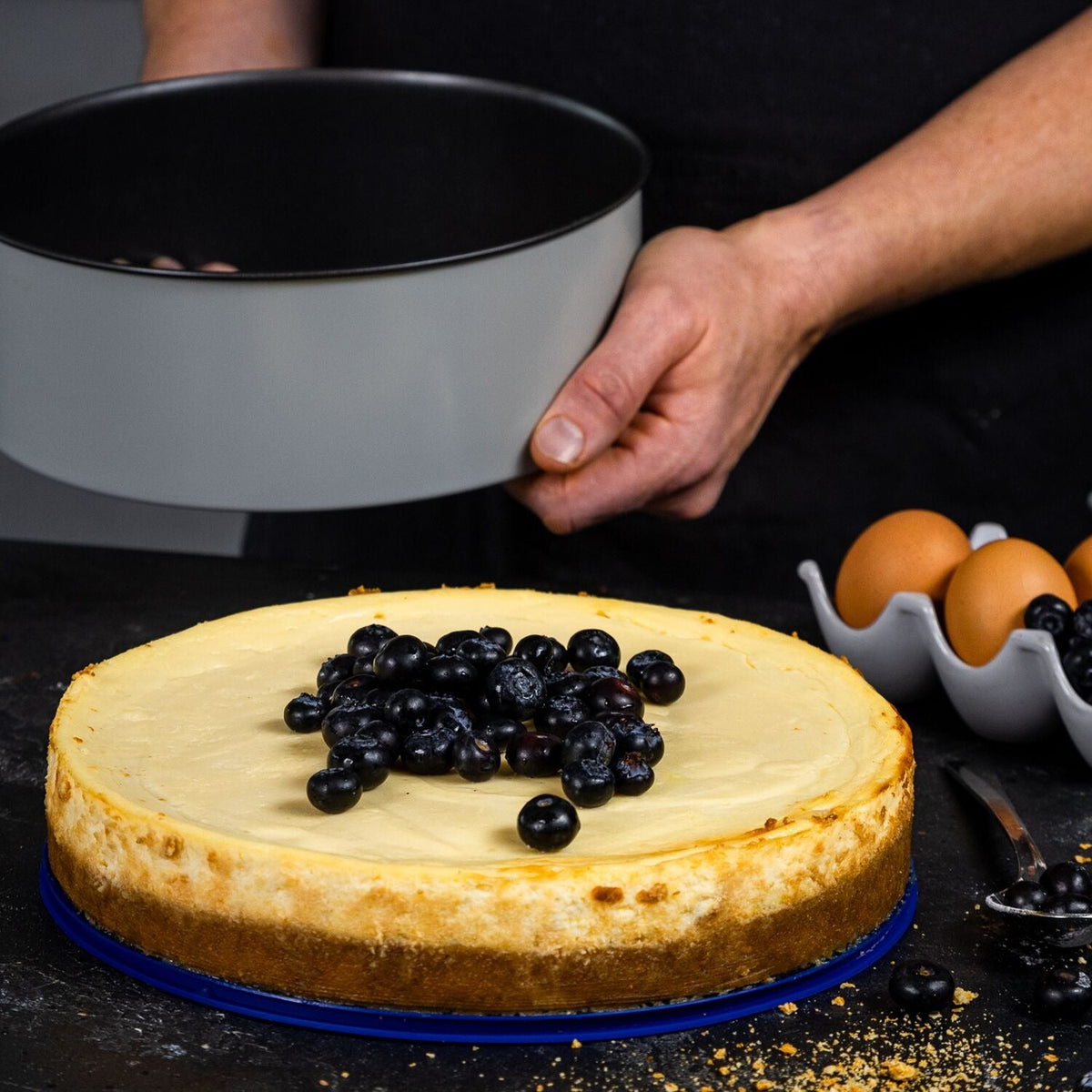 PushPan Loose Based 20cm Round Cake Tin