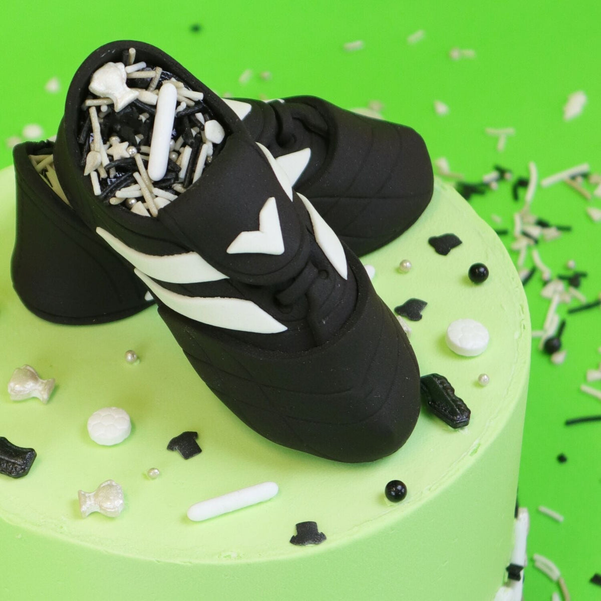 PME Out the Box Football Sprinkles 60g