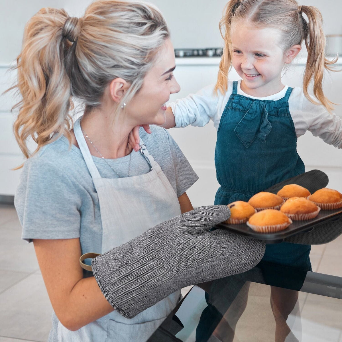 Cuisinart Large Mitts Oven Gloves - Grey