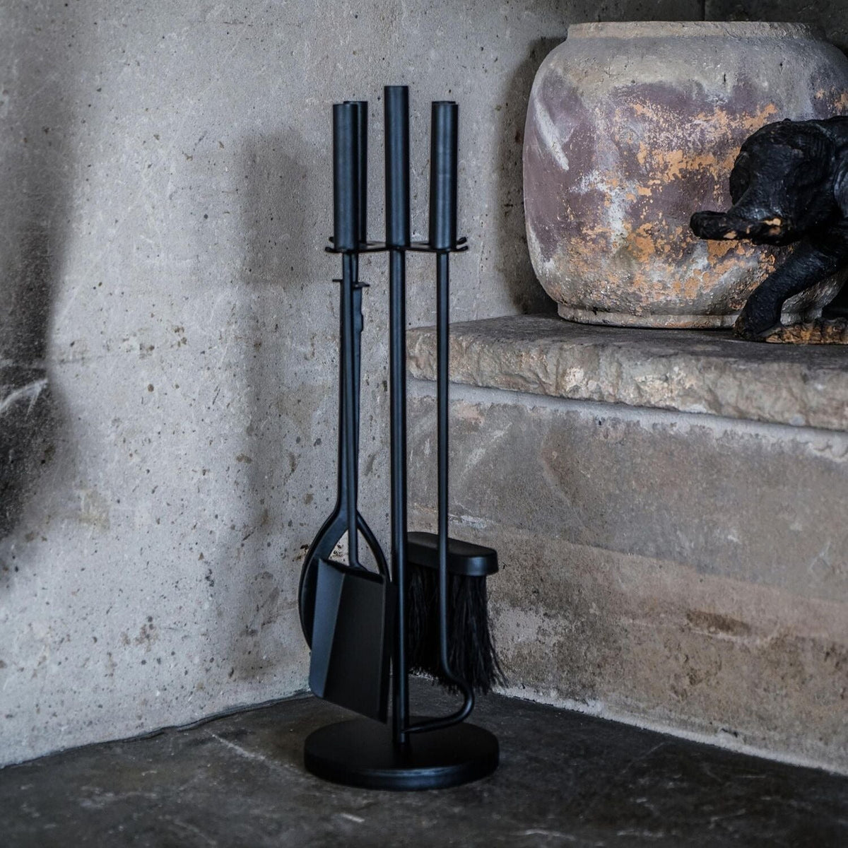 Fireside Companion Set Round