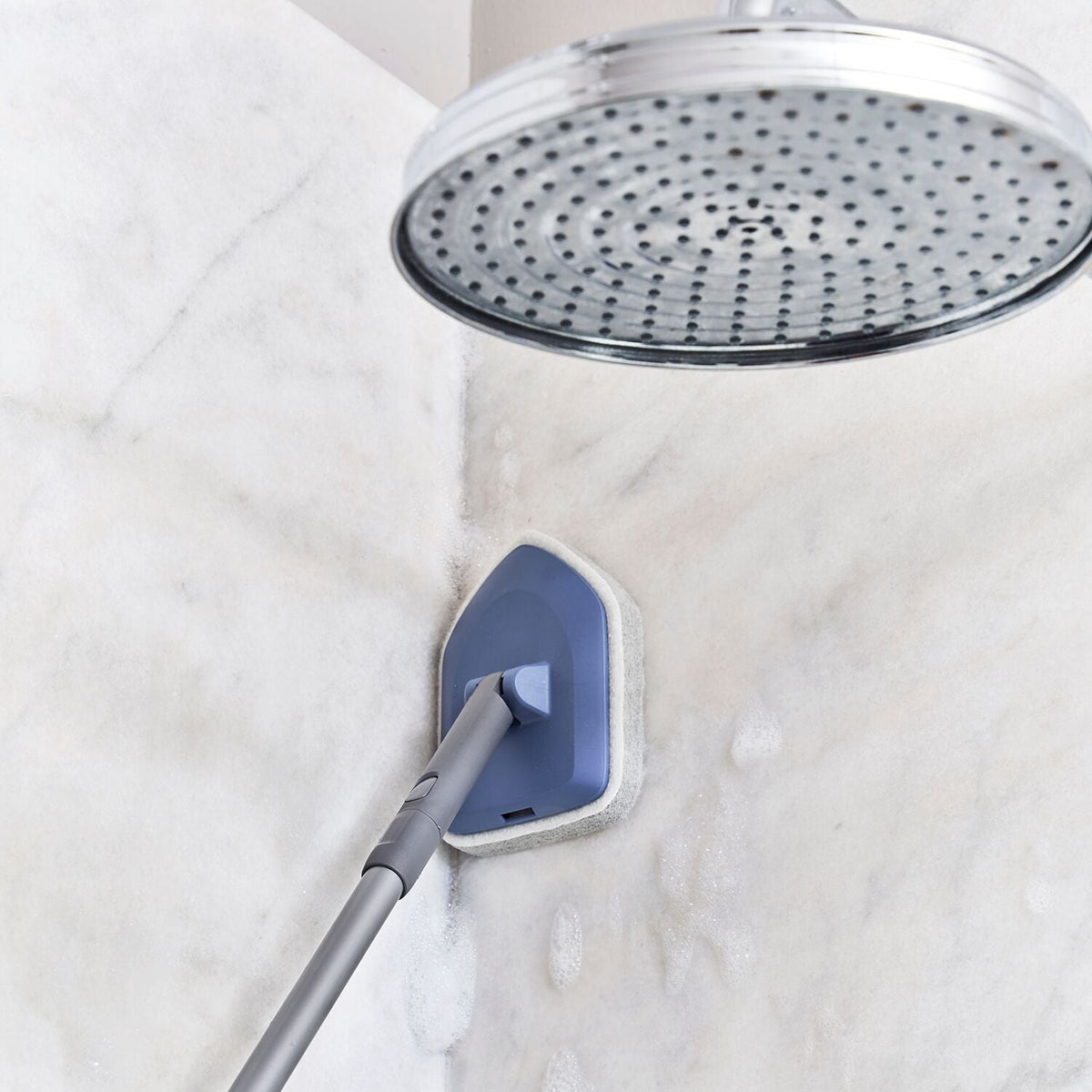 Lakeland Extendable Tile Scrubber