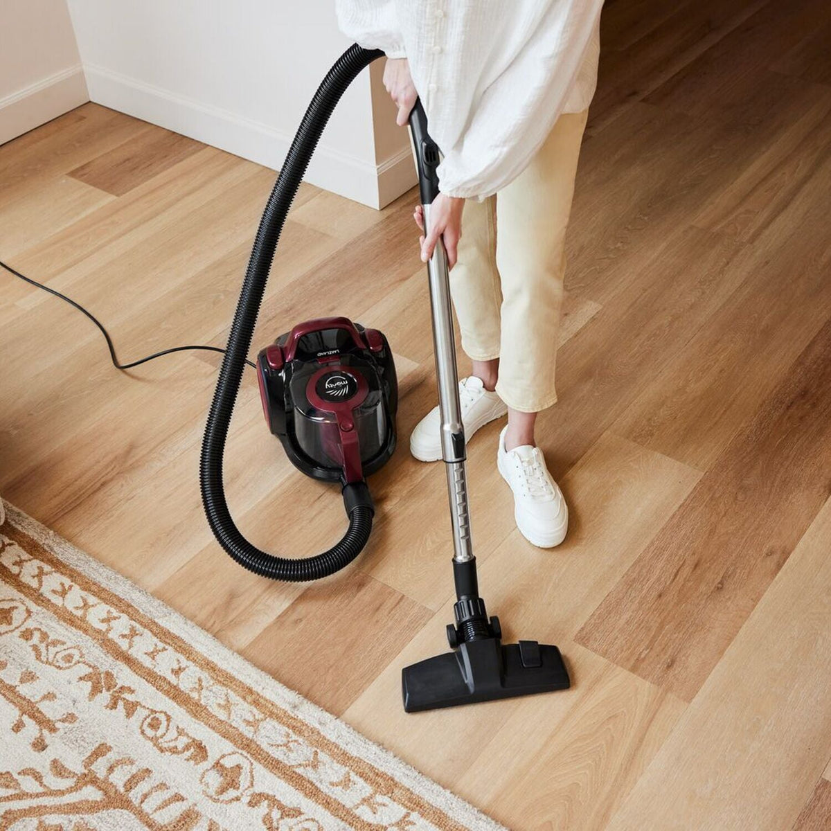 Lakeland Monty Corded Vacuum Cleaner