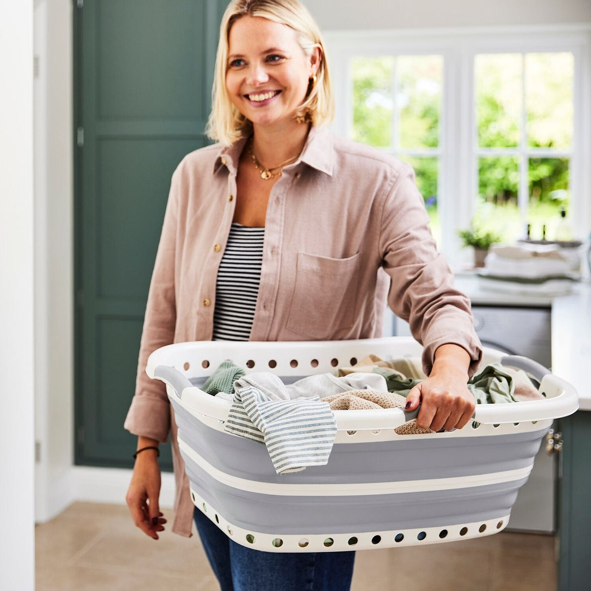 Lakeland Collapsible Hipster Laundry Basket 37L