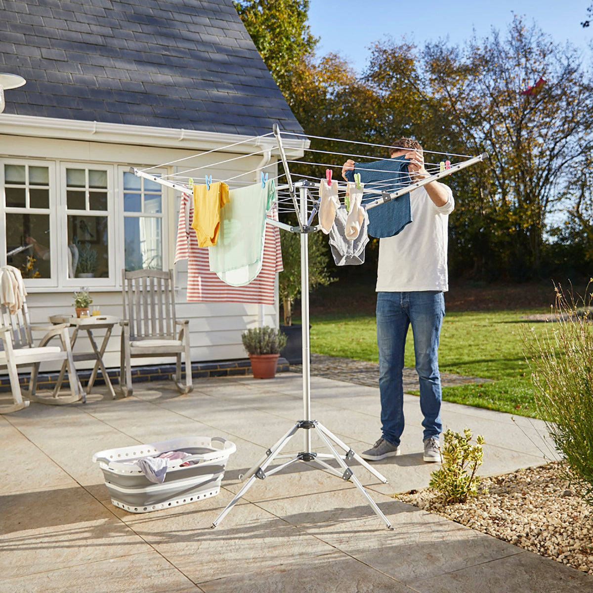 Lakeland Free-Standing Outdoor Rotary Airer