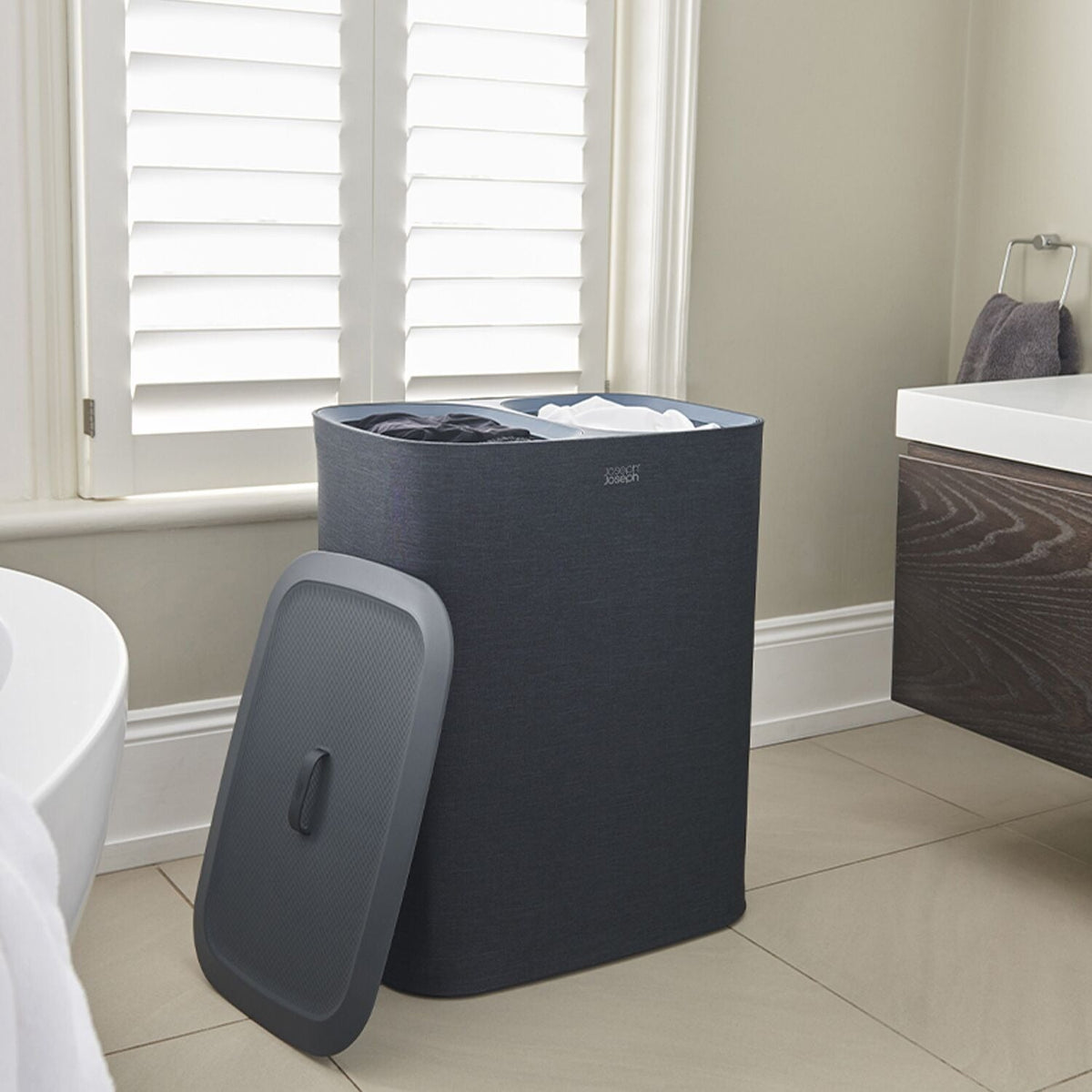 Joseph Joseph Tota 90L Laundry Basket Black