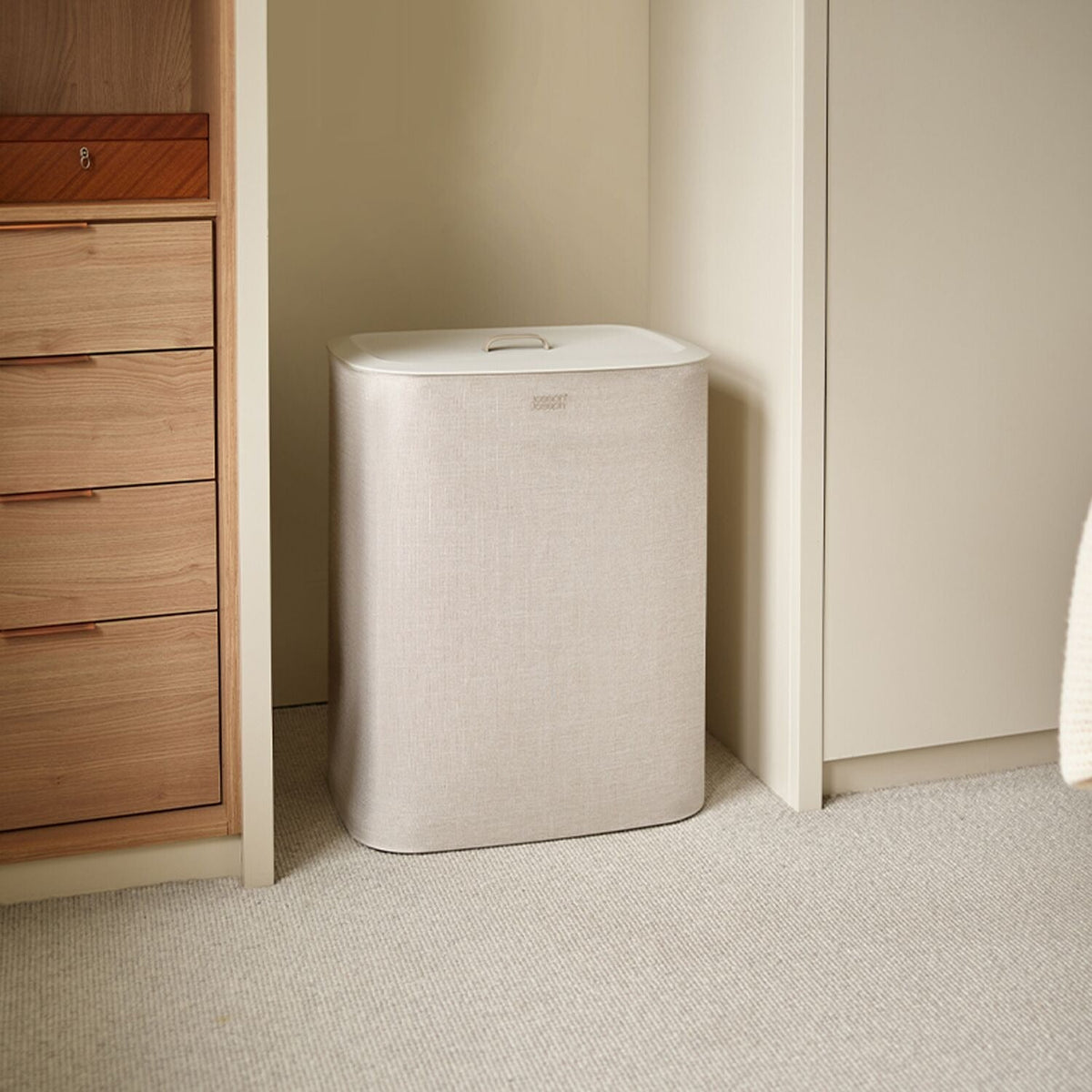 Joseph Joseph Tota 90L Laundry Basket Ecru