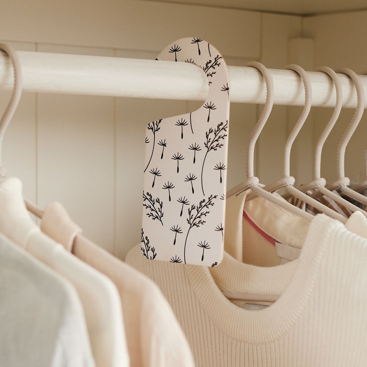 Lakeland Cotton Scented Hangers – Pack of 2
