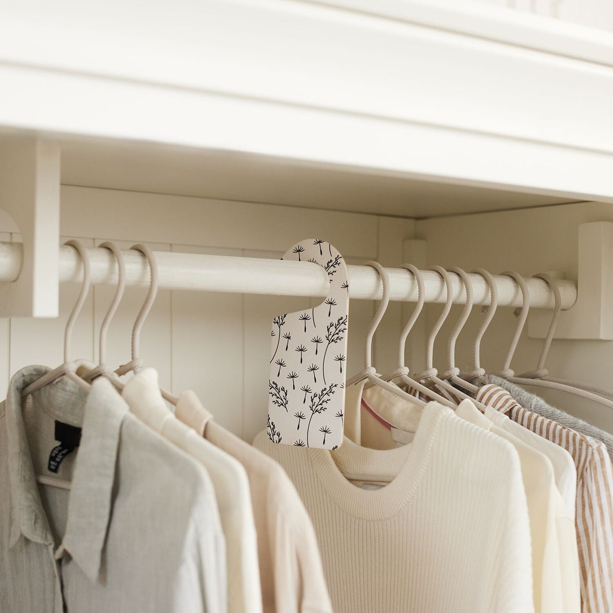 Lakeland Cotton Scented Hangers – Pack of 2