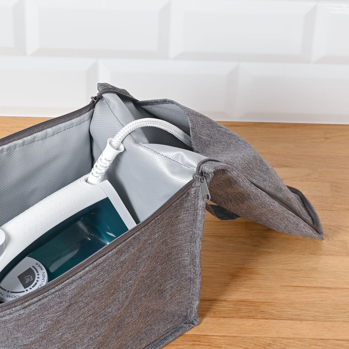 Lakeland Iron Storage Bag