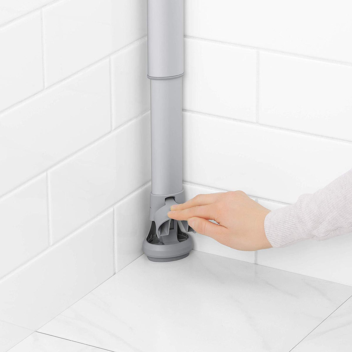 OXO Good Grips Extendable Corner Shower Caddy