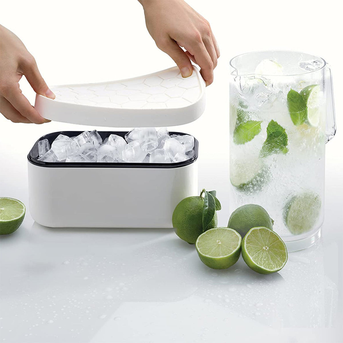 Lékué Ice Cube Box Tray - White