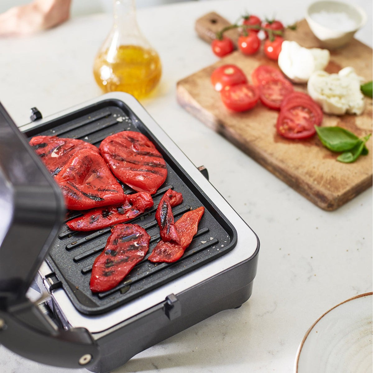 Cuisinart 2-in-1 Grill and Sandwich Maker Midnight Grey GRSM4U