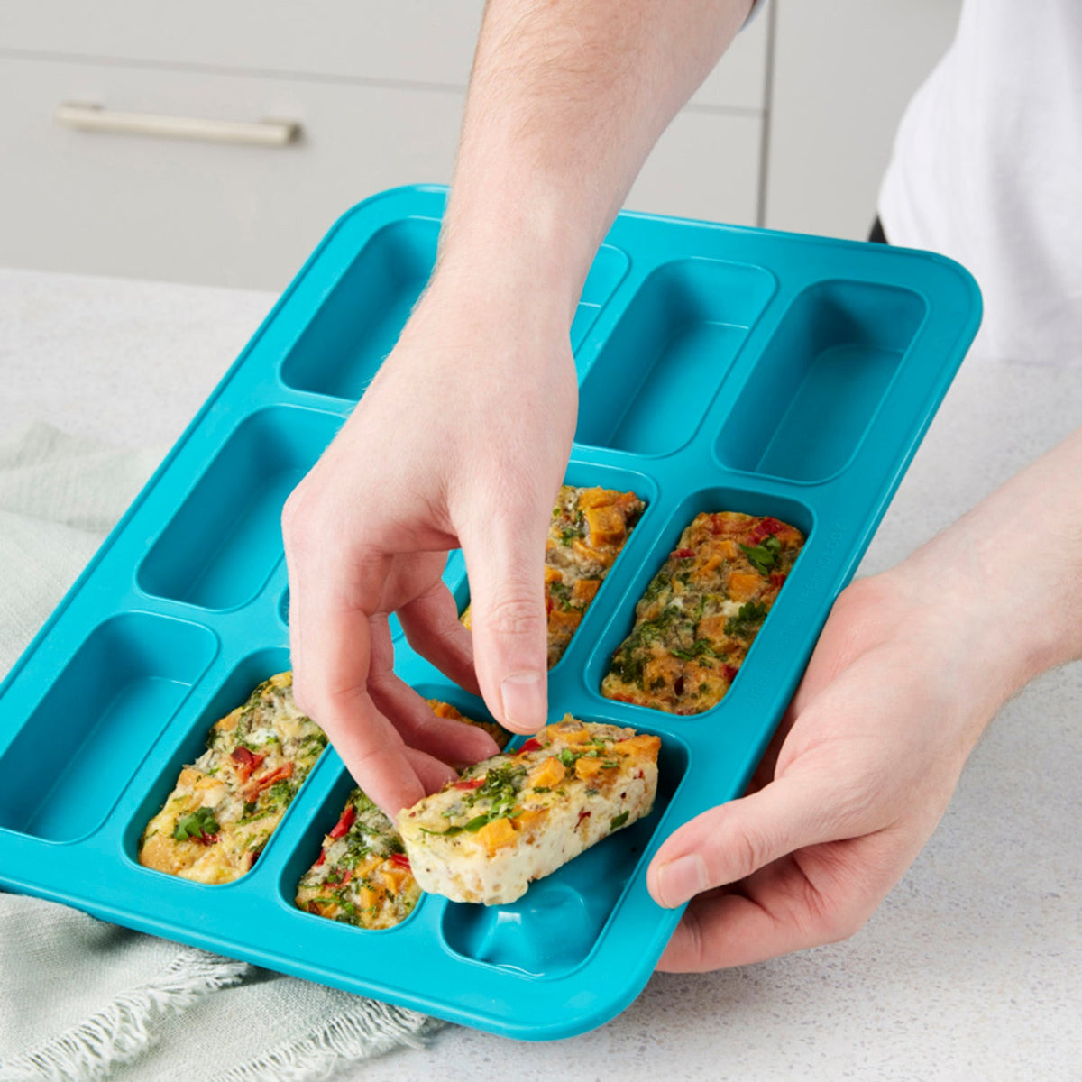 Reinforced Silicone 12-Cup Mini Loaf Cake Pan