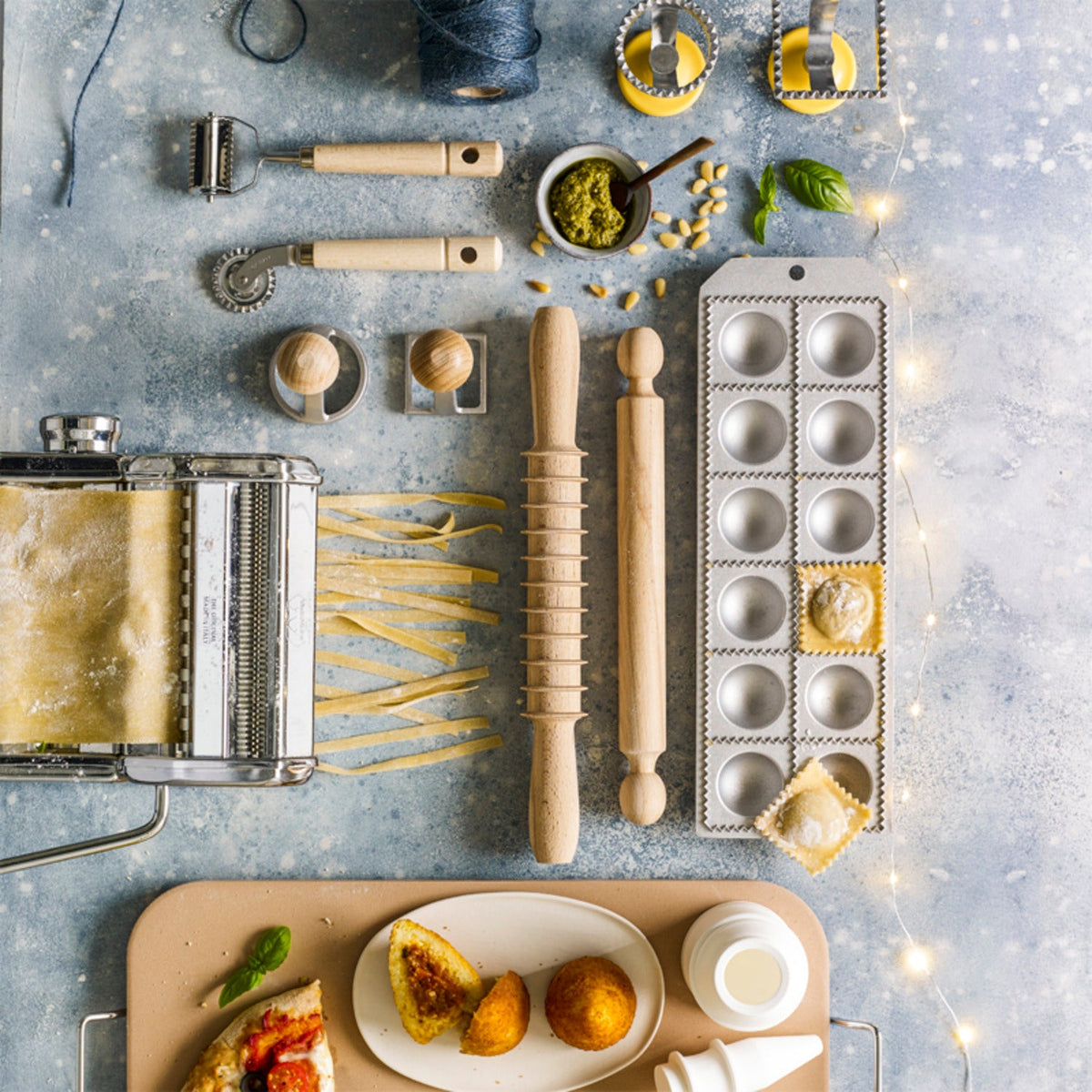 Eppicotispai Cast Aluminium Ravioli Tray with Rolling Pin