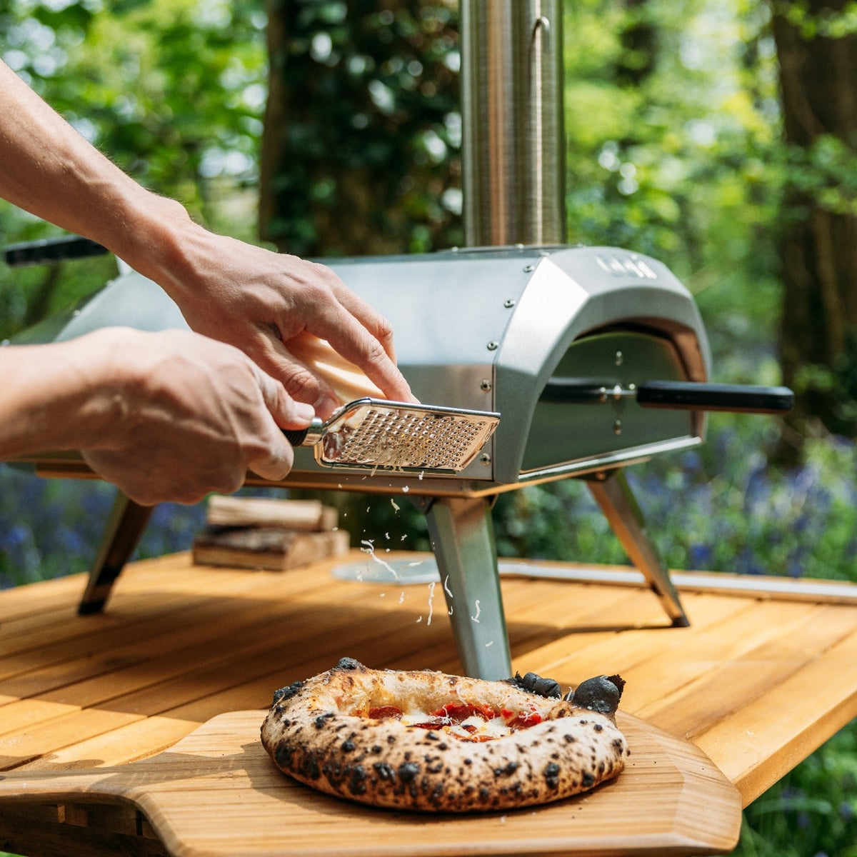 Ooni Karu 12 Multi-Fuel Pizza Oven & Carry Cover Bundle