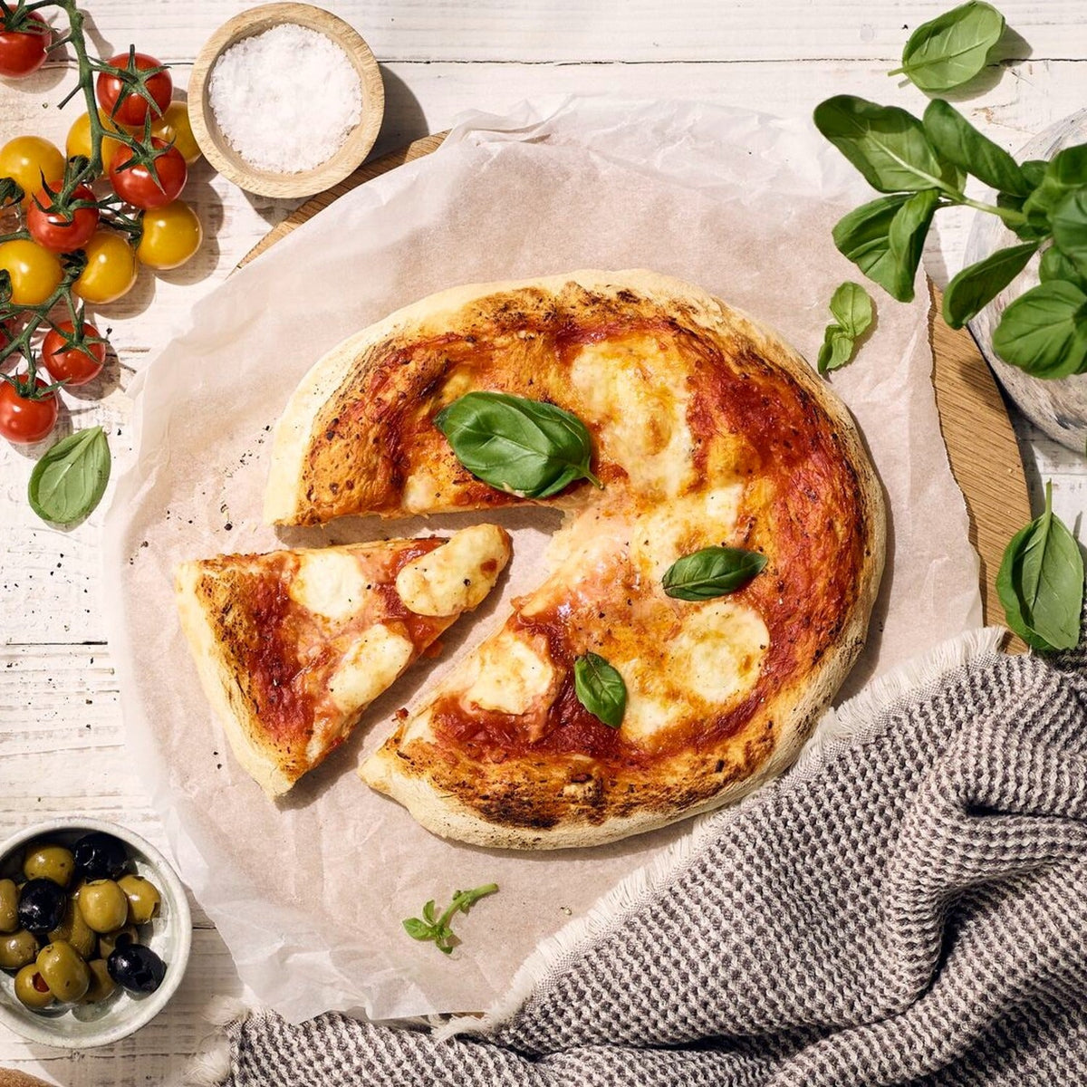 Ooni Karu 12 Multi-Fuel Pizza Oven & Carry Cover Bundle