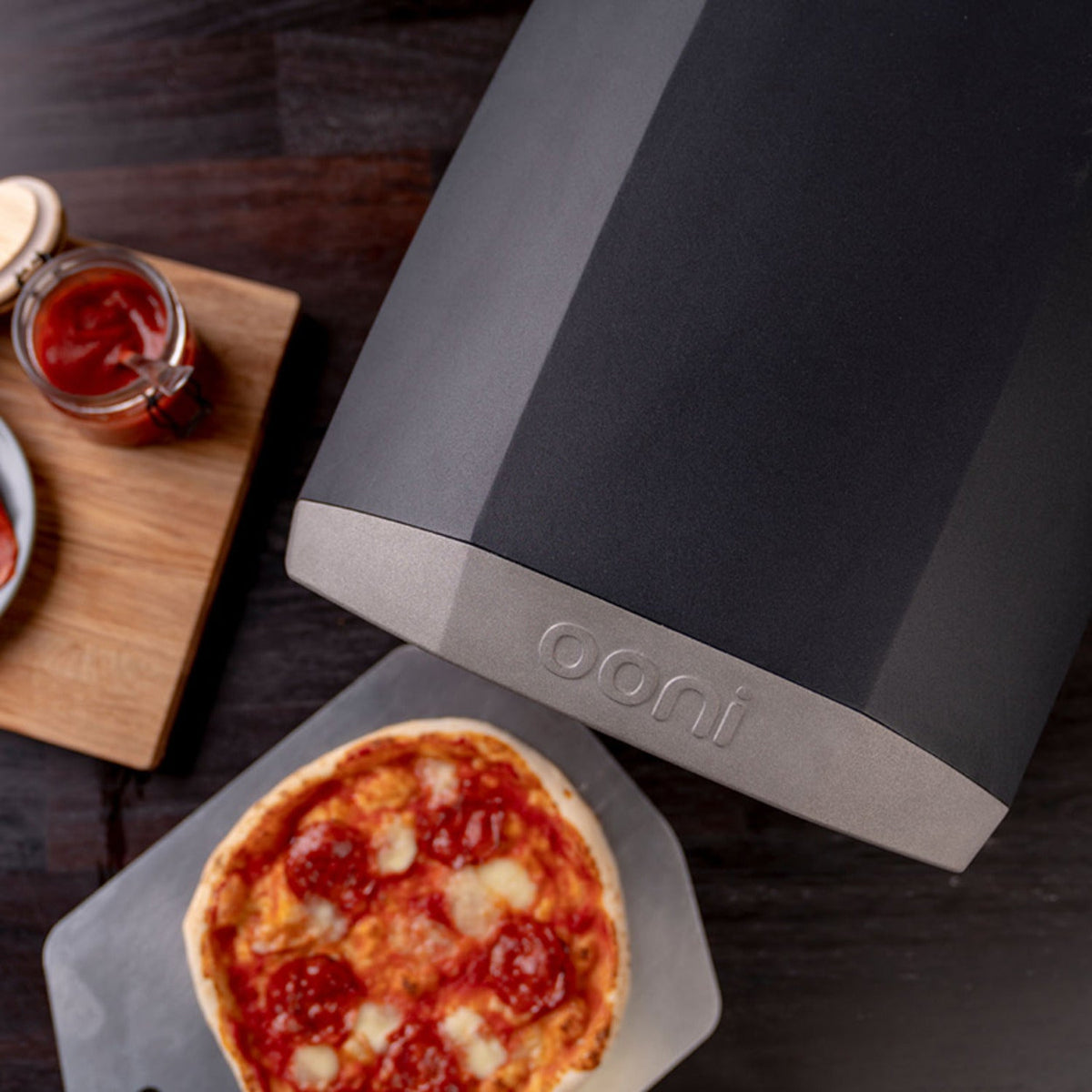 Ooni Koda 12 Gas Powered Pizza Oven & Carry Cover Bundle