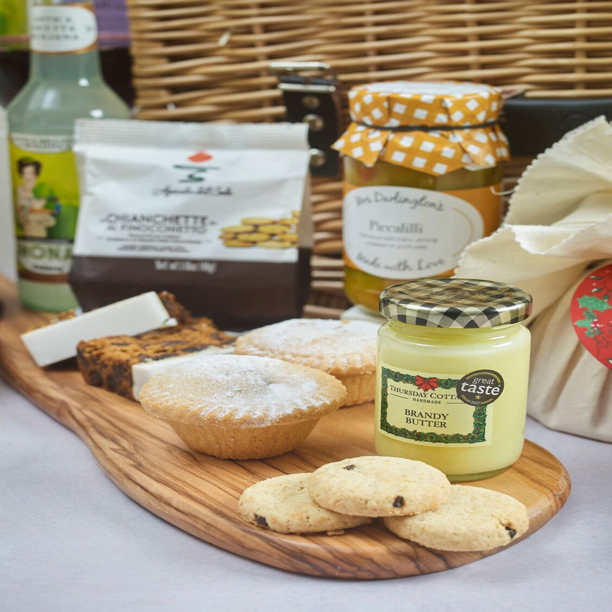 Hay Hampers Merriest Christmas