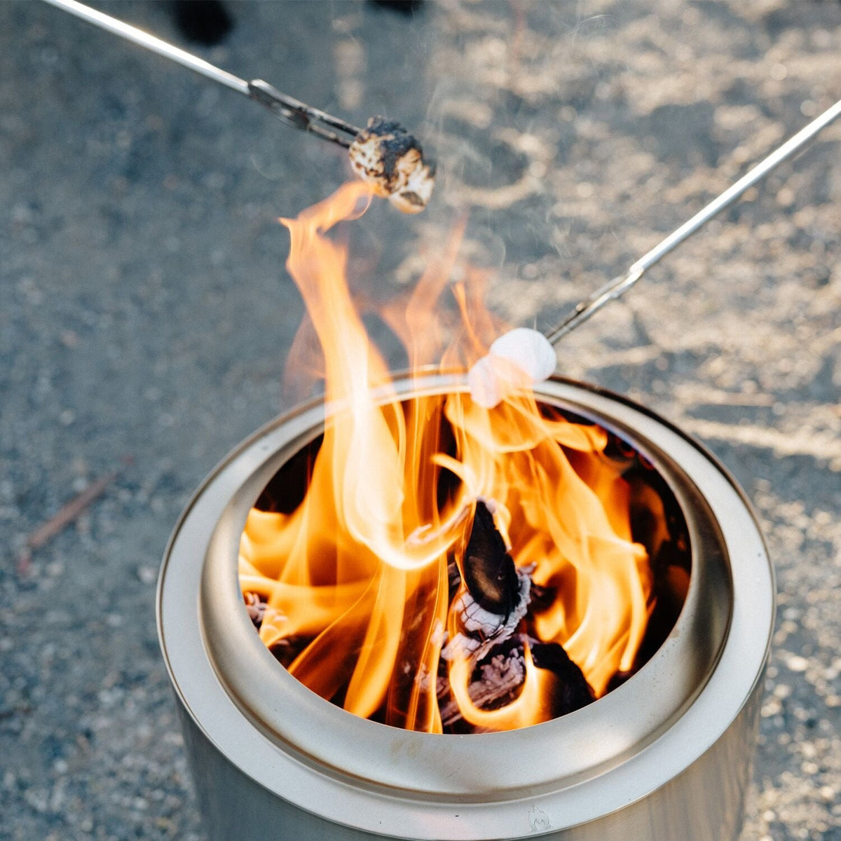 Solo Stove Ranger 2.0 Portable Smokeless Wood-Burning Fire Pit with Carry Case