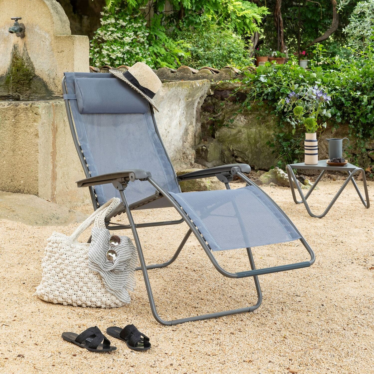 Lafuma Zero Gravity Reclining Chair Ocean