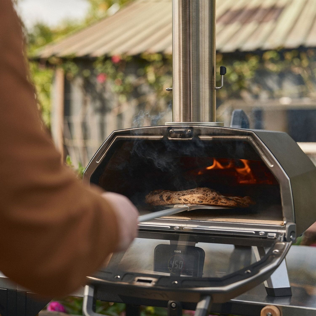 Ooni Karu 2 Pro Multi-Fuel Pizza Oven