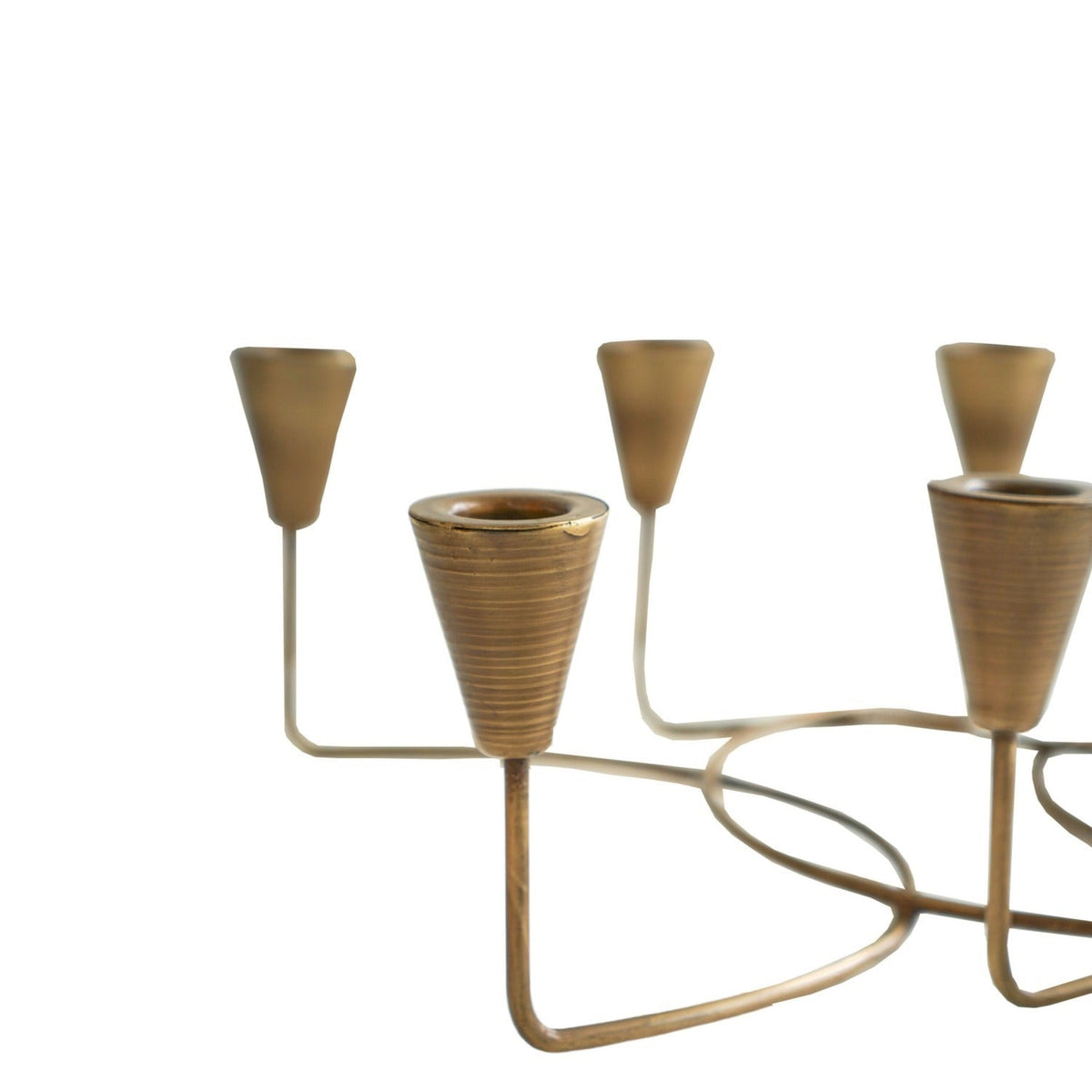 Ivyline Antique Bronze Circular 8-Piece Candle Holder
