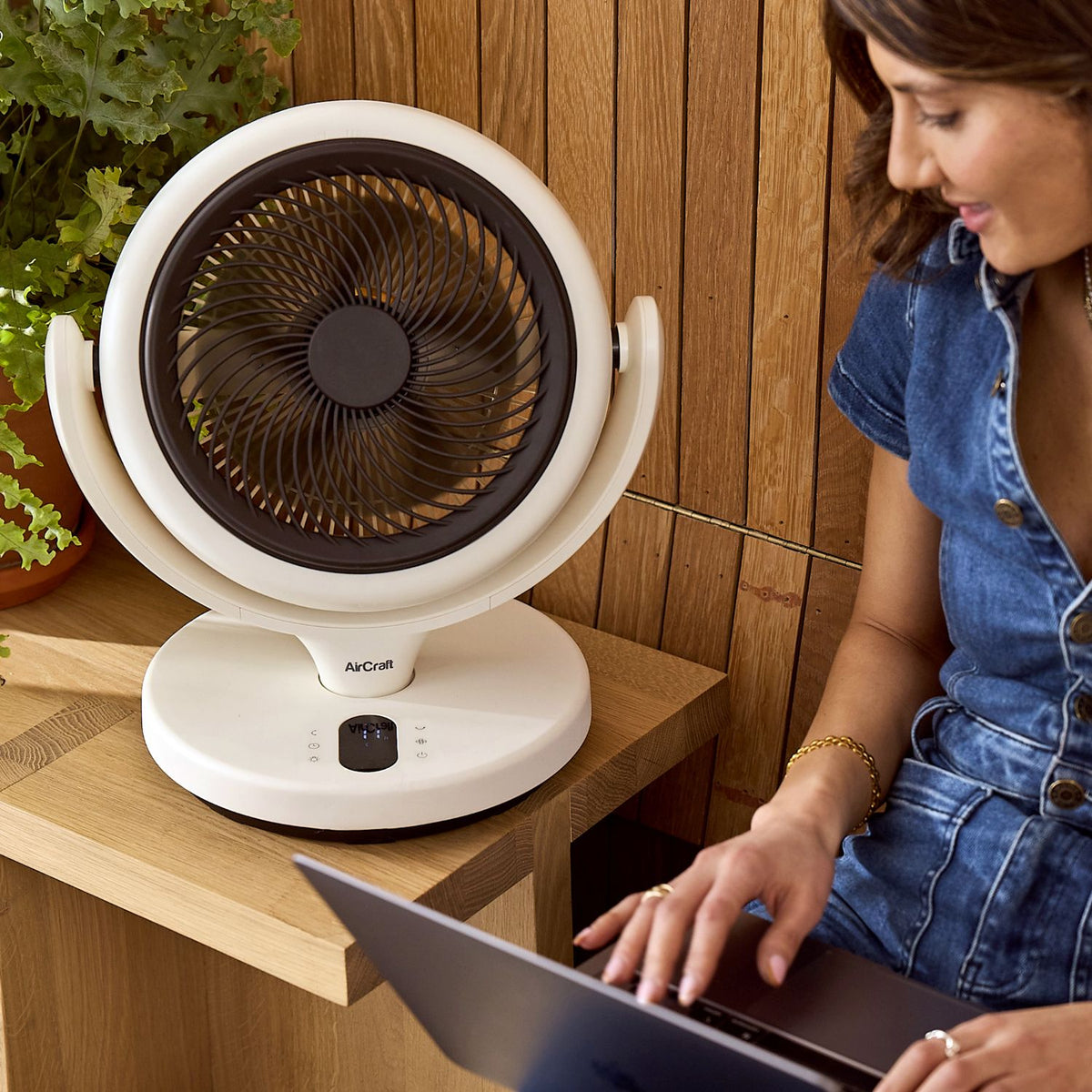AirCraft LUME Desktop Air Circulator Fan