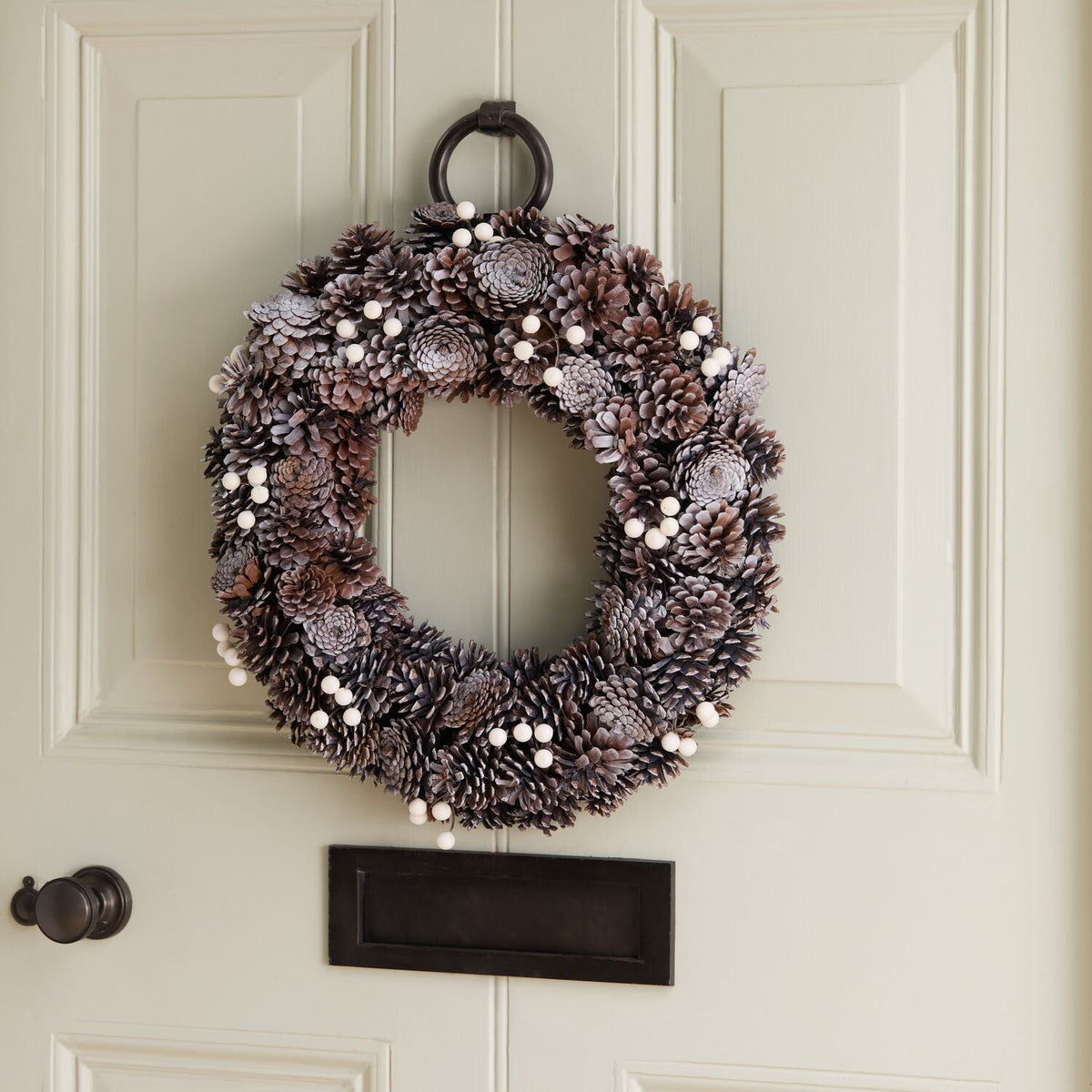 Lakeland Pine Cone and White Berry Wreath