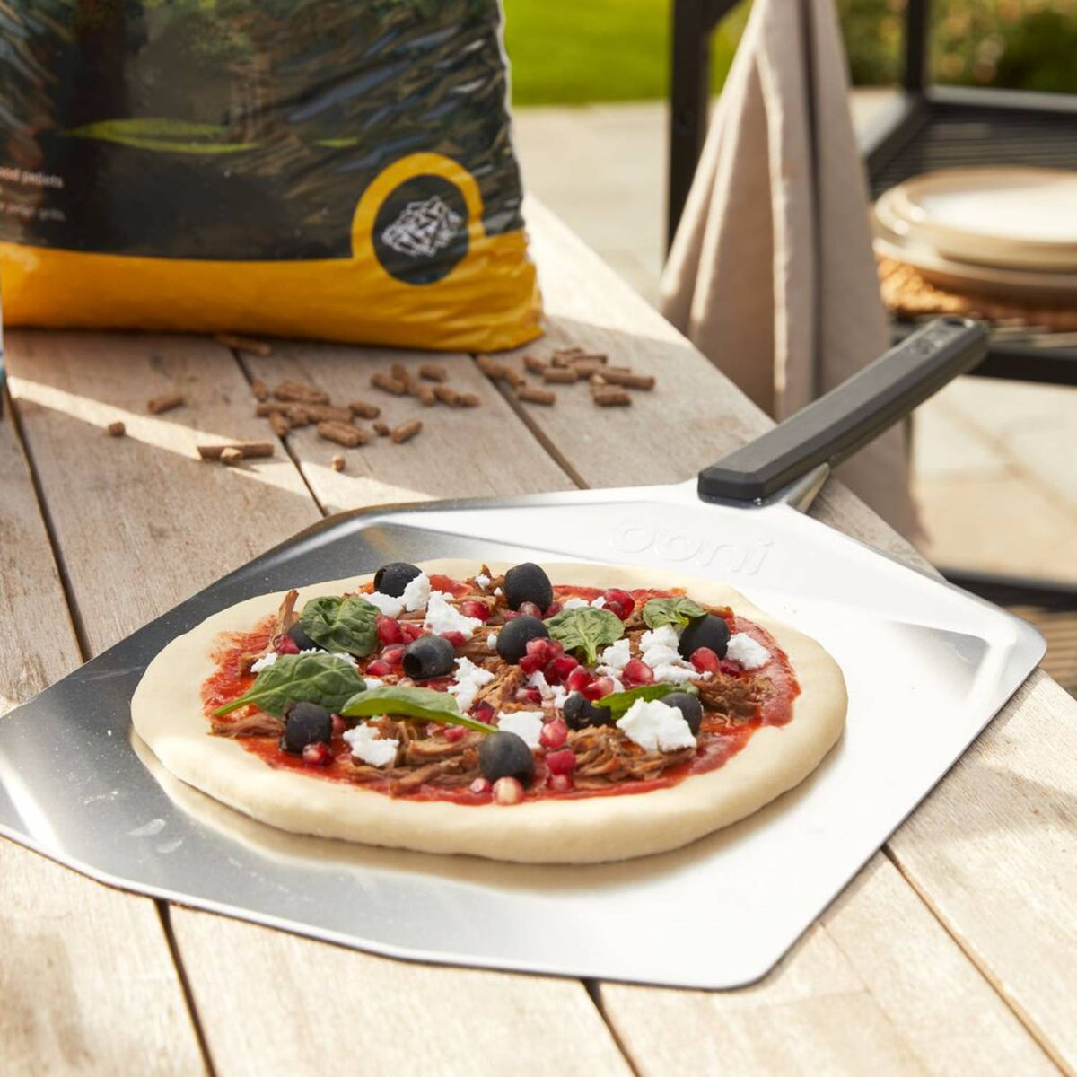 Ooni Karu 2 Multi-Fuel Pizza Oven and Pizza Peel Bundle