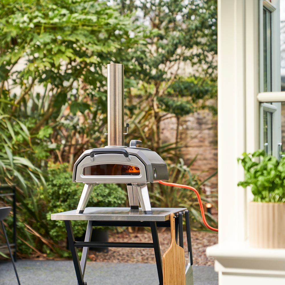 Ooni Karu 2 Multi-Fuel Pizza Oven and Pizza Peel Bundle
