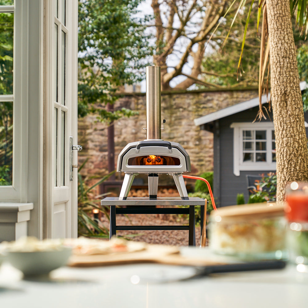 Ooni Karu 2 Multi-Fuel Pizza Oven and Pizza Peel Bundle