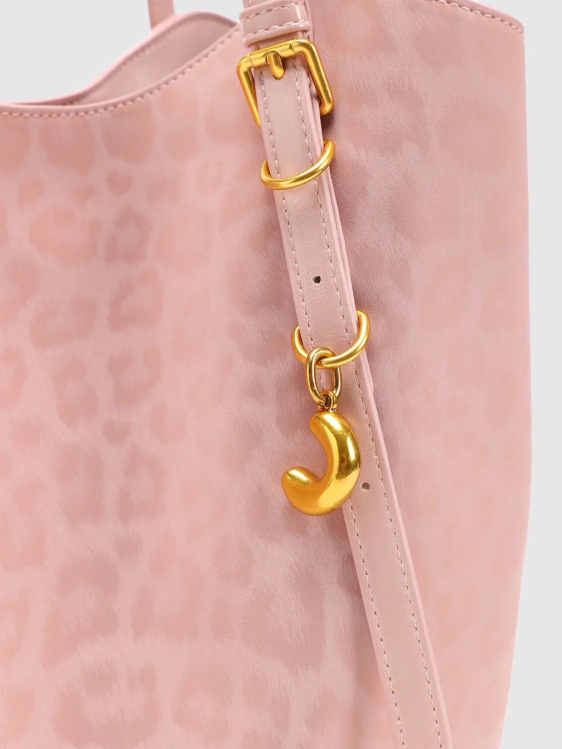 Leopard Print Pu Leather Bag Charm Detailing Shoulder Bag